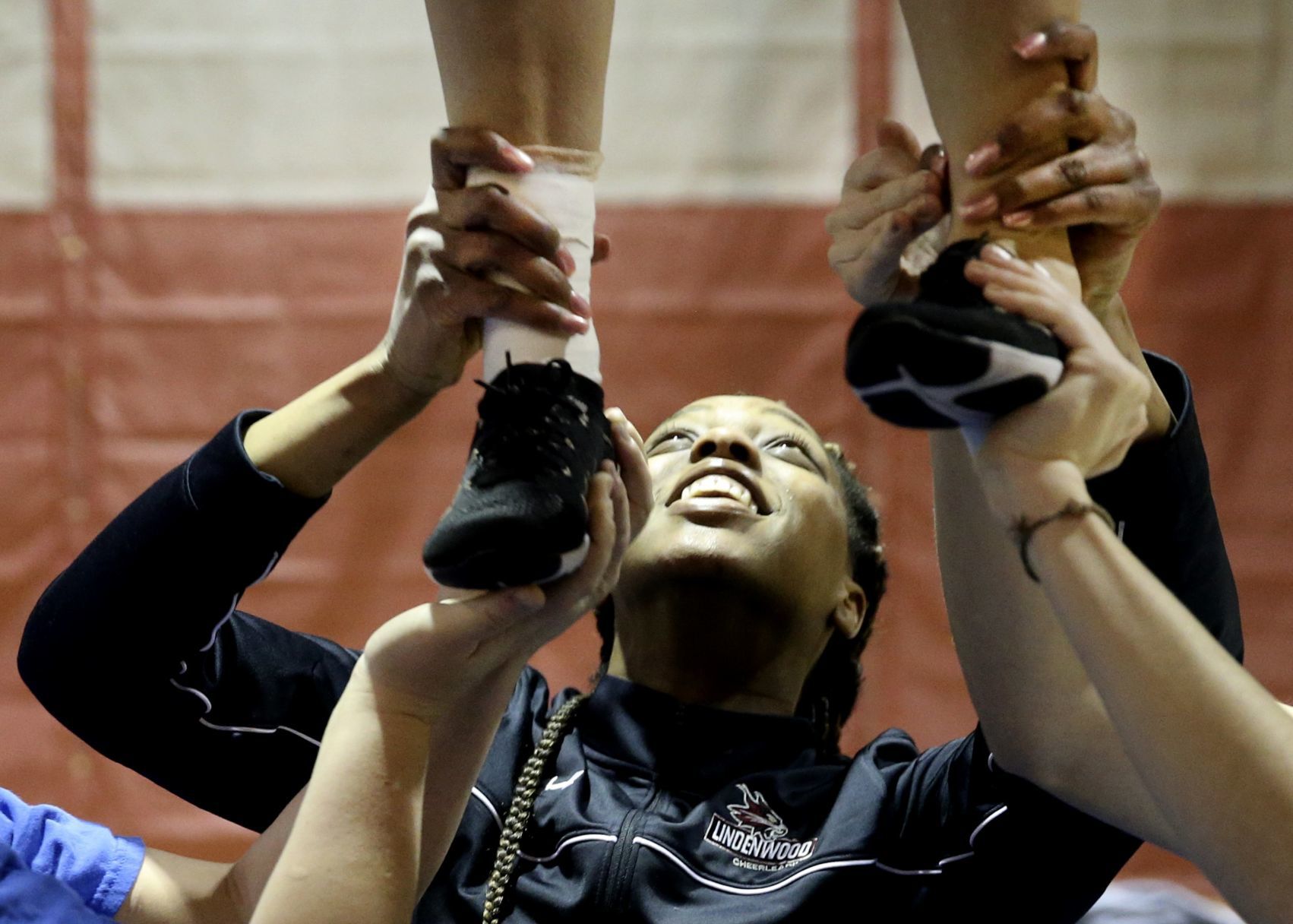 Latianna Johnson balances her flyer